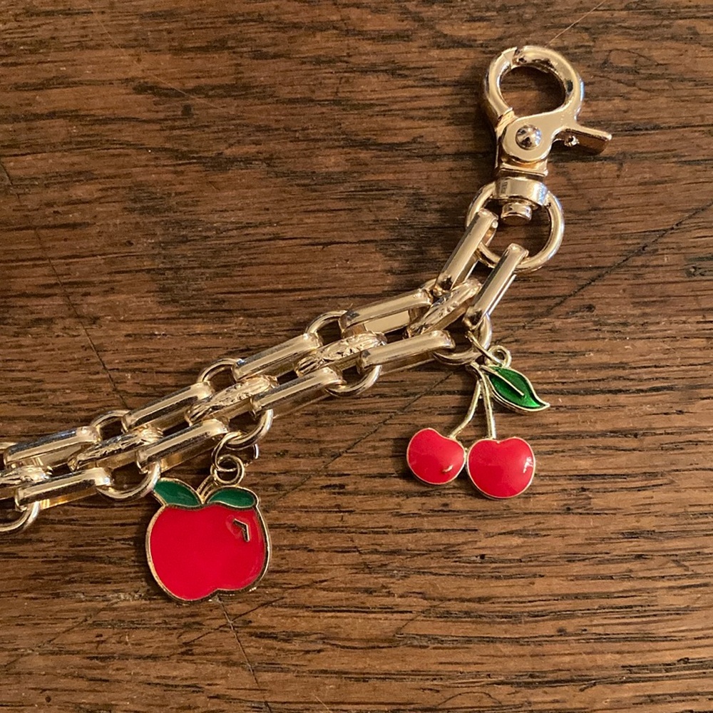 Purse/Bag Chain (Small) w/Strawberry, Watermelon, Apple & Charms NWOT 🍓🍉🍎🍒 - Picture 4 of 5